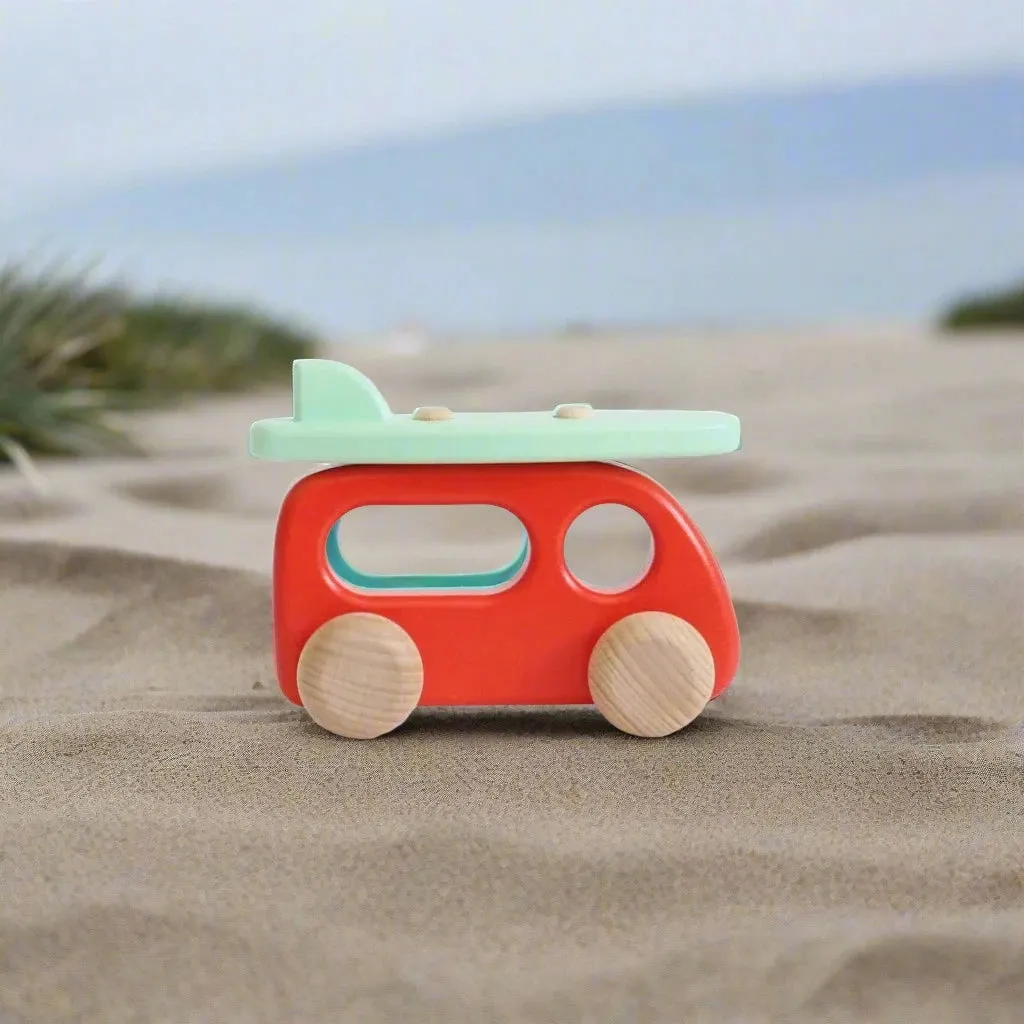 Bajo Small Camper Car with Surfboard