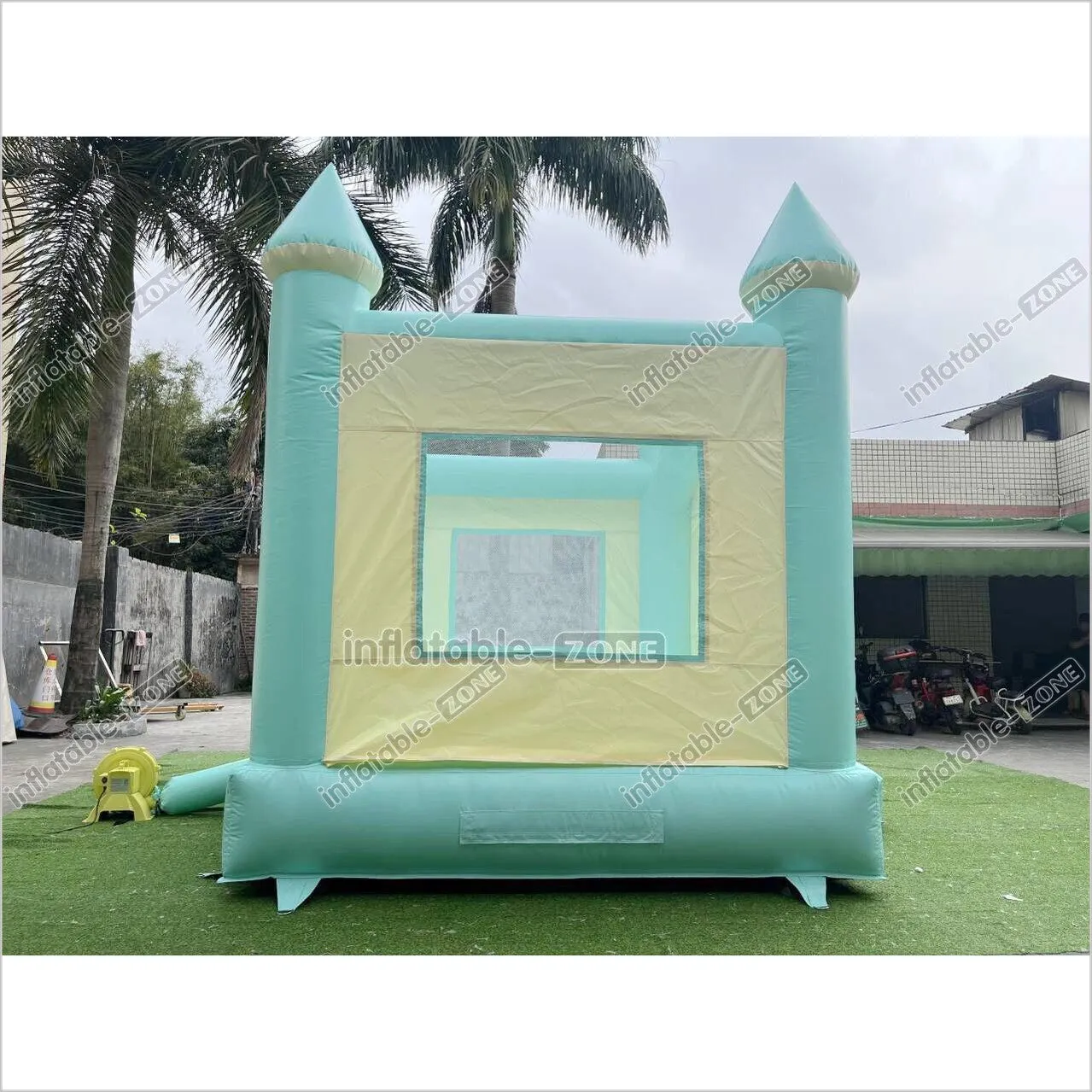 Fun Green Bouncy Castle With Small Slide Best Outdoor Inflatable Bounce House For Backyard Party Equipment
