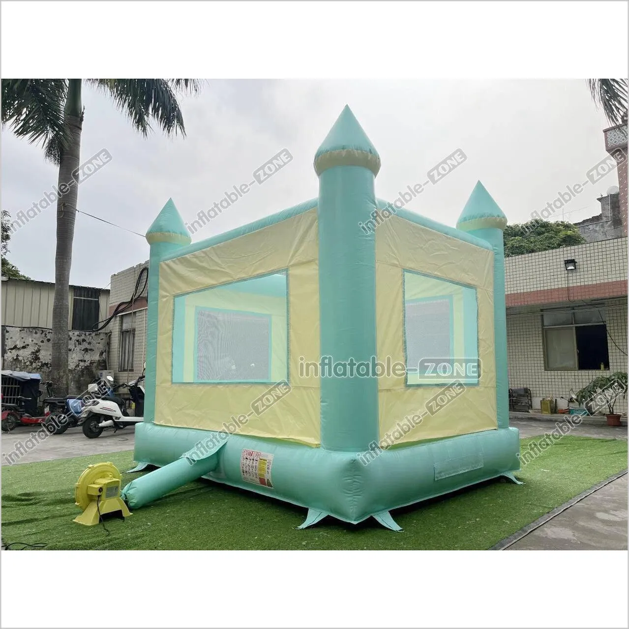 Fun Green Bouncy Castle With Small Slide Best Outdoor Inflatable Bounce House For Backyard Party Equipment