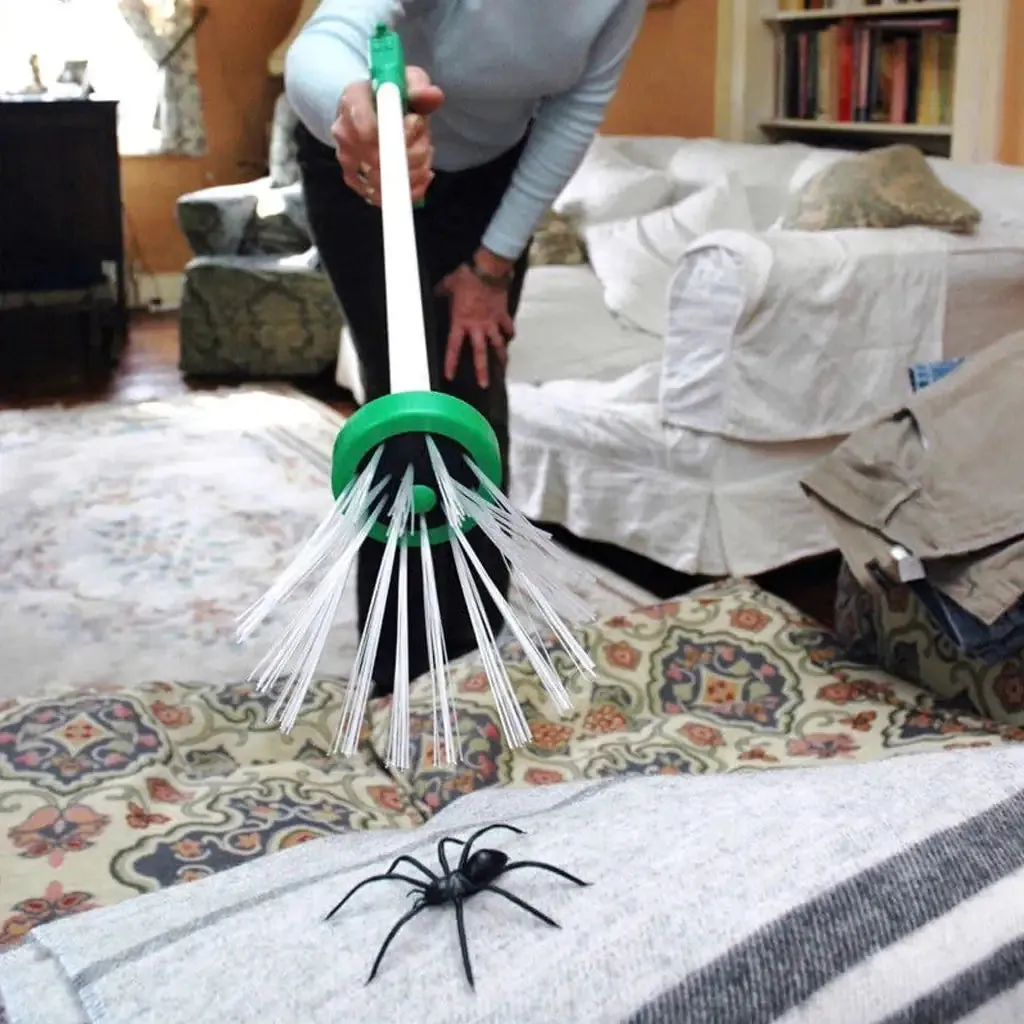 Outdoor Insect Trapping Clip