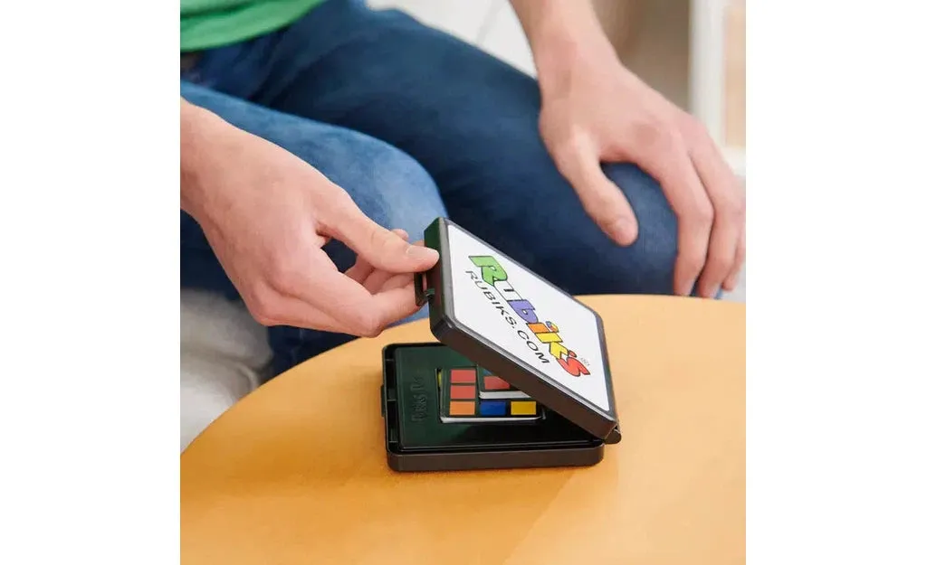 Rubik’s Race, Pack & Go
