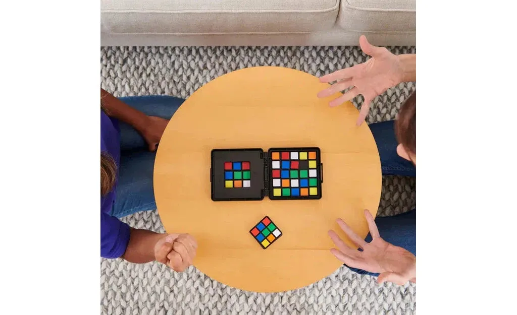 Rubik’s Race, Pack & Go